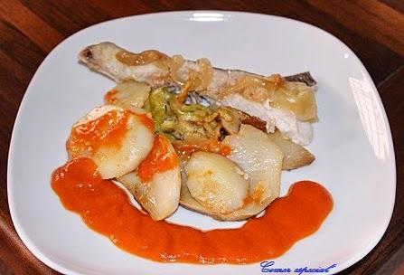 Pámpano con salsa de pimiento rojo