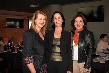 Lydia Lavin Linda Flores y Leticia Llera (2)