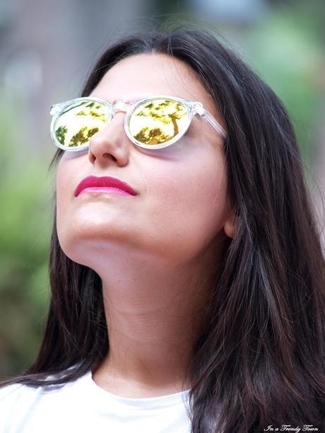 OUTFIT GIRL WITH A HAT