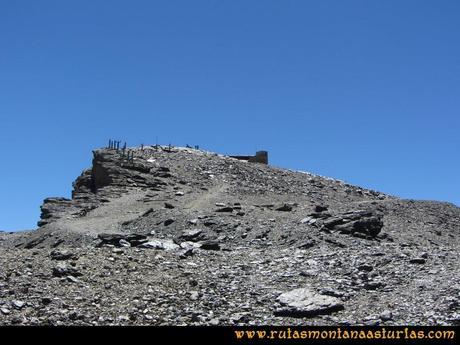 Ruta Hoya de la Mora - Veleta: Llegando a la cima