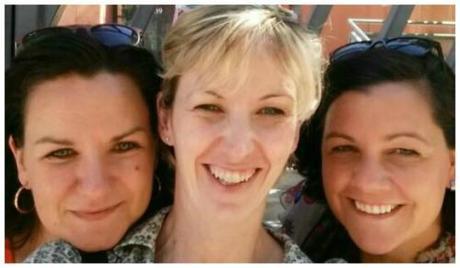 Tres blogueras maquinando, que peligro