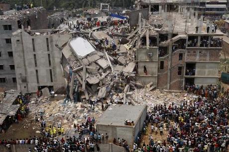 Derrumbe del edificio textil en Savar, Daca, Bangladesh