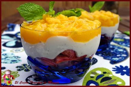 POSTRE DE MANGO, FRESAS Y QUESO