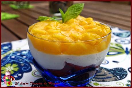 POSTRE DE MANGO, FRESAS Y QUESO