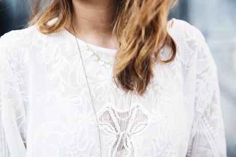 Snake_Sandals-Green_Skirt-Lace_Top-Outfit-Street_Style-38