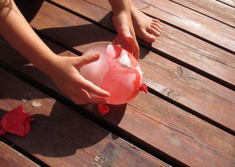 huevos hielo 4 Huevos de hielo con globos para el calor del verano