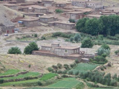 Zawyat Oulmzi. Aldeas del Valle Aït Bouguemez. Marruecos