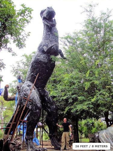 Los dinosaurios reciclados de Tom Samui