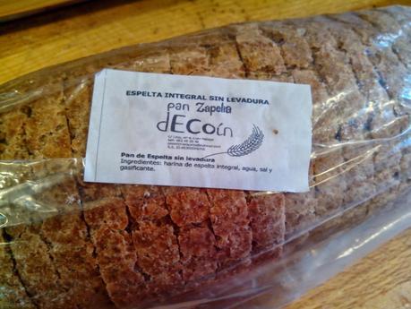 Pan fresco de espaleta integral ecológico de venta en TuEcoBox, SIN LEVADURA ni MASA MADRE! Y encima está bueno!!! :) Pan fresco de espaleta integral ecológico de venta en TuEcoBox, SIN LEVADURA ni MASA MADRE! Y encima está bueno!!! :)