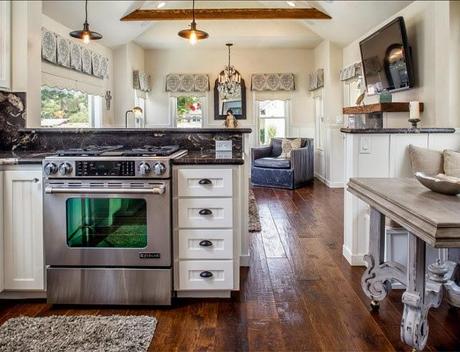 Cottage Rustico en California  /  Rustic Style Cottage in California