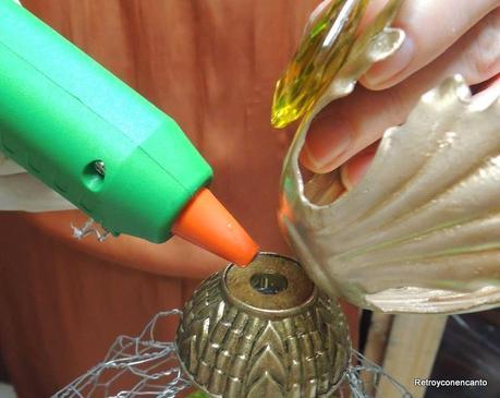 Finde frugal con campana de malla.