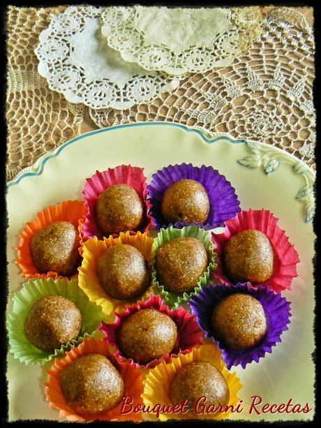 Bombones de dátiles, almendras y avena