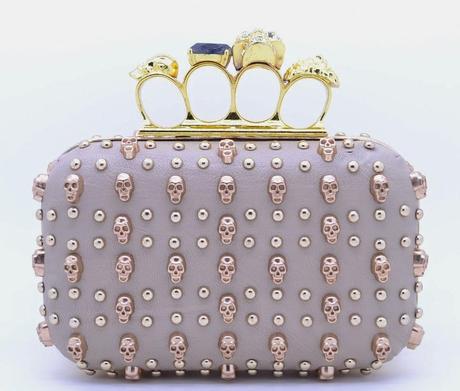 ¿Y AHORA CÓMO LO LLEVO?