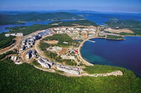 EL CAMPUS DE LA FEFU EN LA ISLA RUSSKY, VLADIVOSTOK