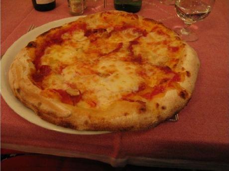 LRG Magazine - Lugares con Encanto - Sorrento - Pizzería Tasso