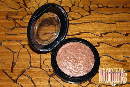 GLOBAL GLOW: MINERALIZE SKINFINISH DE MAC