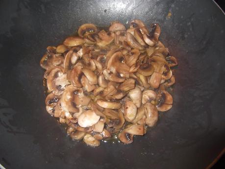 QUESADILLA DE CHAMPIÑONES