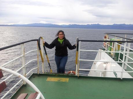Navegando fiordos a la Patagonia