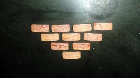 Miniaturas JM: Tutorial para la Fabricacion de Ladrillos con Carton de Imprenta