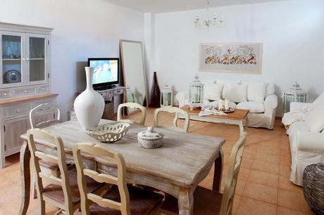 Villa Rustica en Santorini / Rustic Villa in Santorini