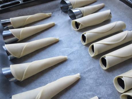 Cucuruchos y cañas de empanadilla