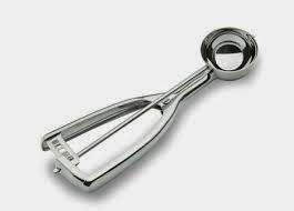 Receta Cupcake de Chocolate y cómo rellenar un cupcake. http://www.utensiliosdereposteria.com/utensilios-herramientas-para-fondant/1401-dosificador-para-helados-cupcakes-6-cm.html