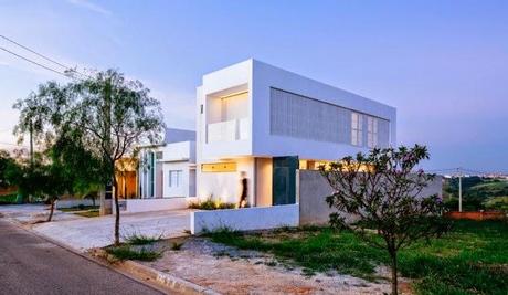 Casa Minimalista en San Pablo /  Minimal House in San Paulo