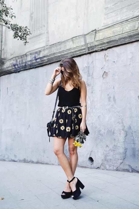 Girasoles-Falda-Outfit-Black-Collage_Vintage-Street_Style-1512