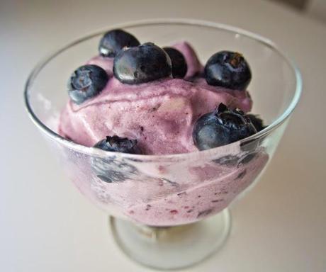 Yonanas! Helado sano con plátano, frutas... ¡y sin lácteos! Yonanas! Helado sano con plátano, frutas... ¡y sin lácteos!