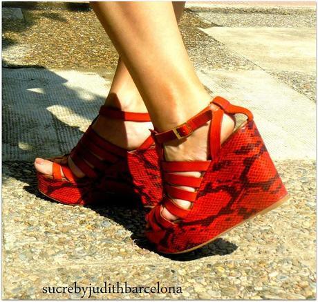 SHORTS FOR A HOT DAY SHORTS FOR A HOT DAY