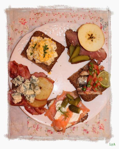 Smorrebrod... o bocadillo danés abierto... para Cocinas del Mundo