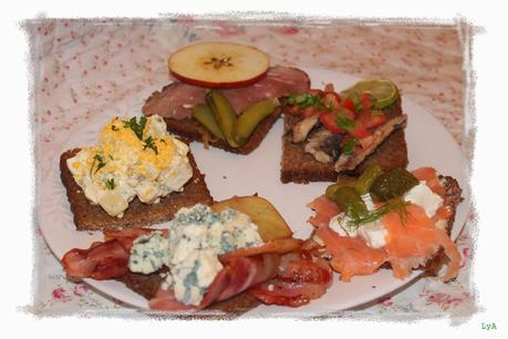 Smorrebrod... o bocadillo danés abierto... para Cocinas del Mundo