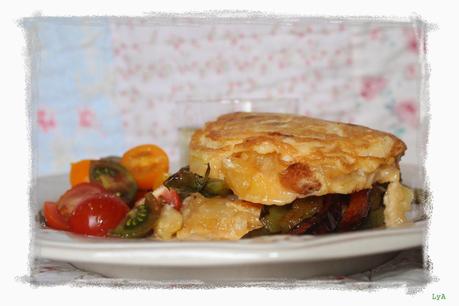 Comida para salir de excursión... tortilla de patata y pollo empanado... para Cocina Typical Spanish
