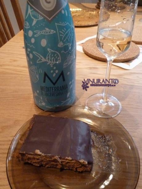 Mediterrania with chocolate and biscuits cake. Delightful!