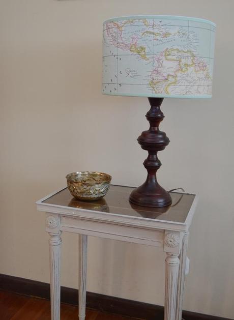 Transformando una mesita y una lámpara