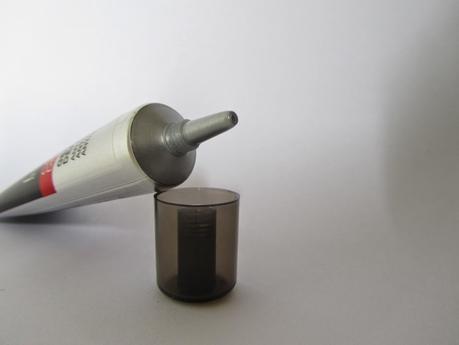 HOMBRES sin bolsas y ojeras con el Contorno de ojos LIERAC HOMME [For Men]