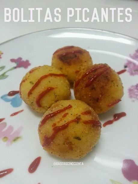 Bolitas de CousCous con Boloñesa vegana Picante