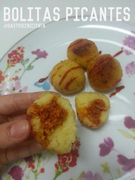 Bolitas de CousCous con Boloñesa vegana Picante