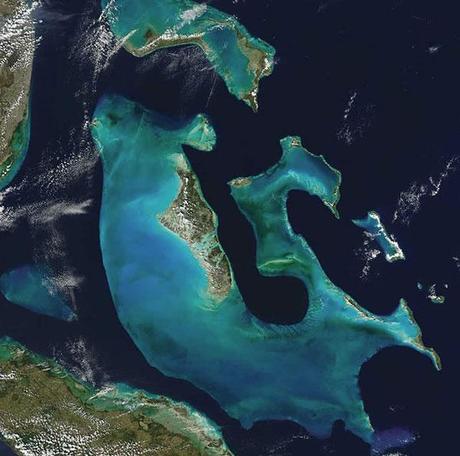 Grand Bahama Bank desde satélite