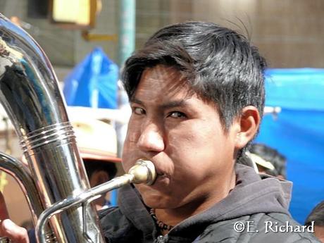 PORTFOLIO SOCIAL: Entrada universitaria 2010… La fiesta universitaria del rescate de la tradición folklórica boliviana…