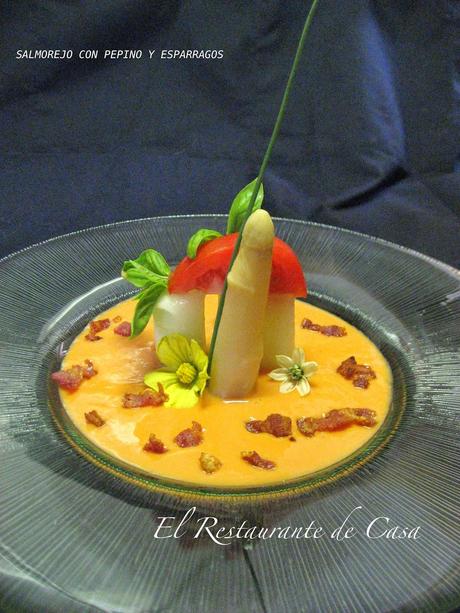 SALMOREJO CON PEPINO Y ESPÁRRAGOS
