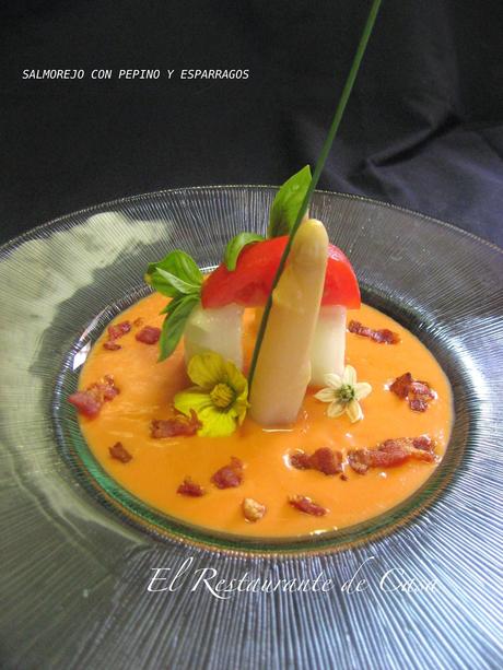 SALMOREJO CON PEPINO Y ESPÁRRAGOS