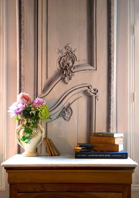 En París: Un apartamento de 30m2 decorado con piezas de mercadillo.