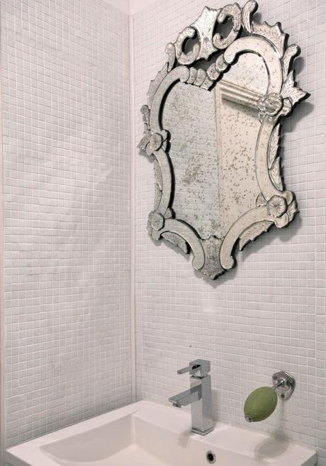 En París: Un apartamento de 30m2 decorado con piezas de mercadillo.