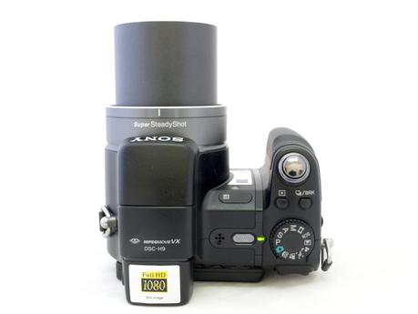Sony Cyber-shot DSC-H9 4