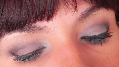 Pantones de verano: Hoy, Paloma y Hemlock (look y manicura)