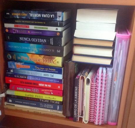 Bookshelf Tour '14: Parte 2 [Cassia]