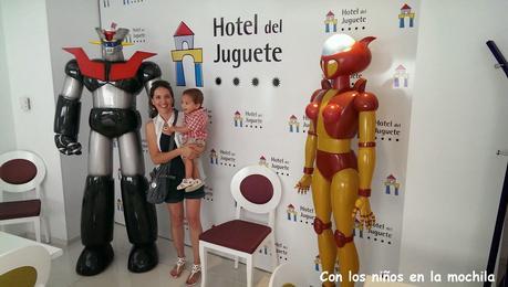 Crónica del #19JUniversoBlogger en el Hotel del Juguete de Ibi