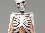 escultura interior Yoshitoshi Kanemaki