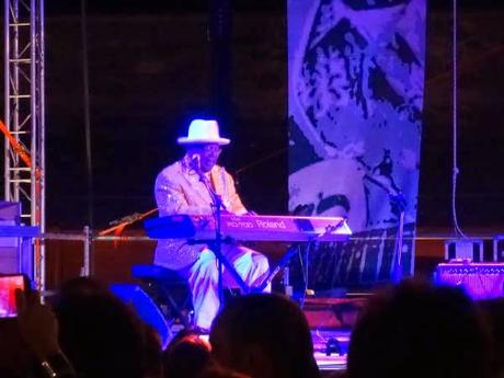 Chicago Blues Review - 11/07/2014 - Bejar